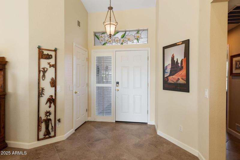 15155 W Robson Cir N Entry interior