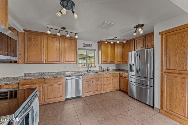 21-web-or-mls-DSC08348