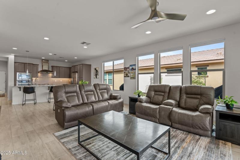 21-web-or-mls-DSC08158