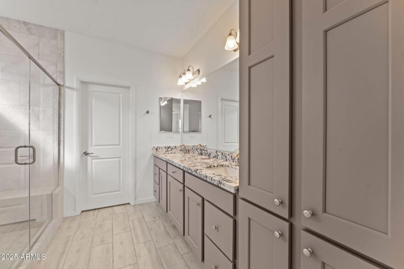 25-web-or-mls-DSC08178