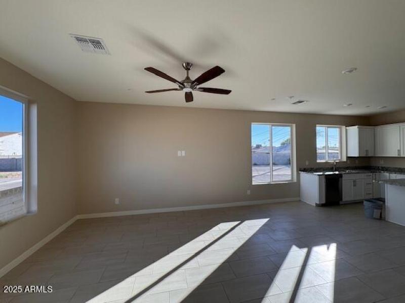 359407D5-E3AA-442D-A68D-3C590BCAC11B