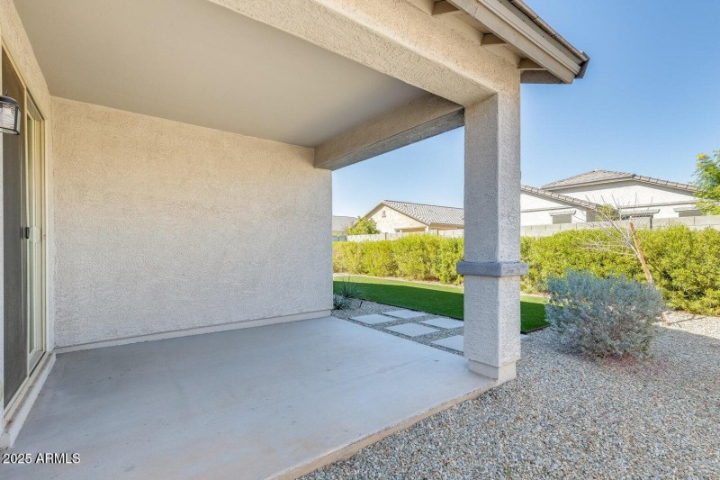 17566 W COUNTRY CLUB TER