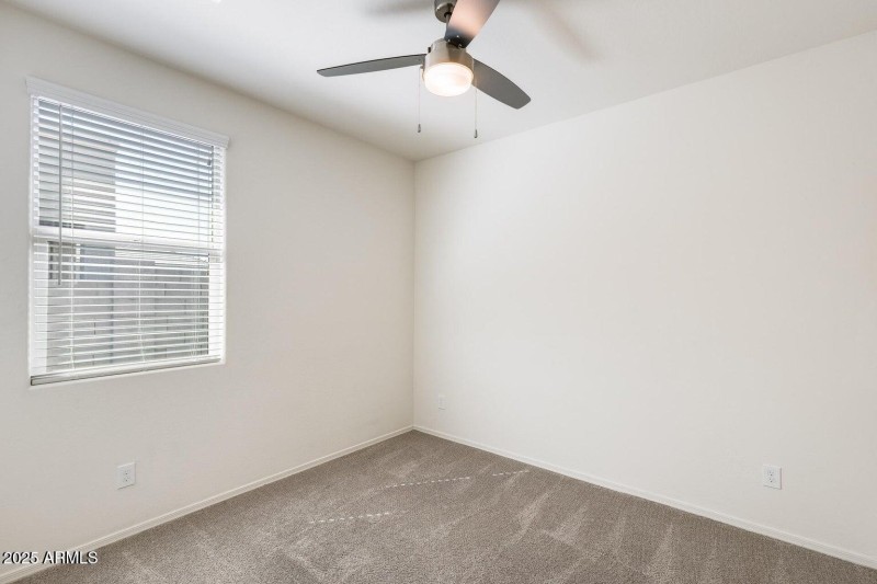 17566 W COUNTRY CLUB TER