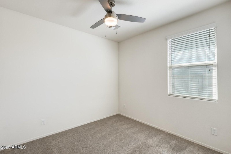 17566 W COUNTRY CLUB TER