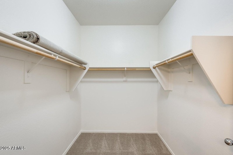 17566 W COUNTRY CLUB TER