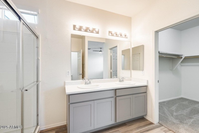 17566 W COUNTRY CLUB TER