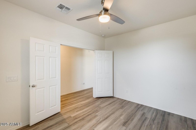 17566 W COUNTRY CLUB TER