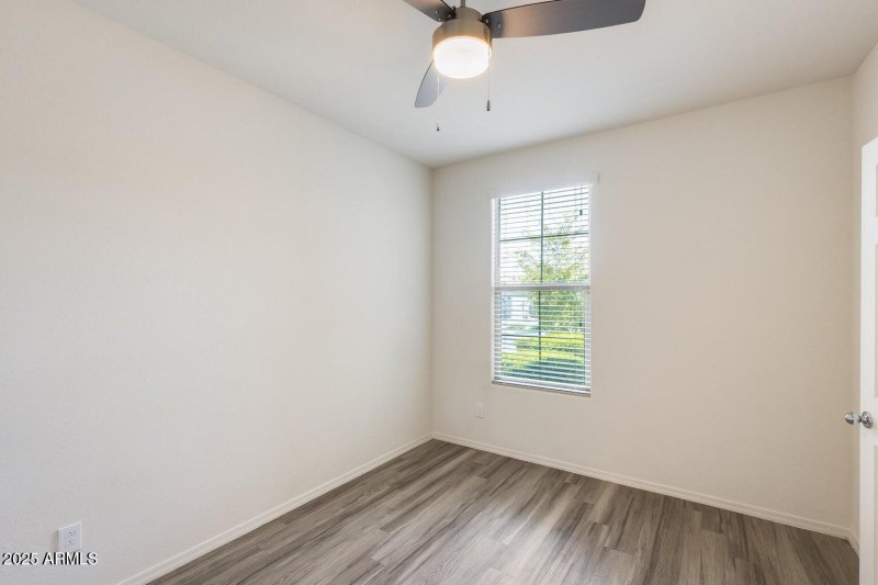 17566 W COUNTRY CLUB TER