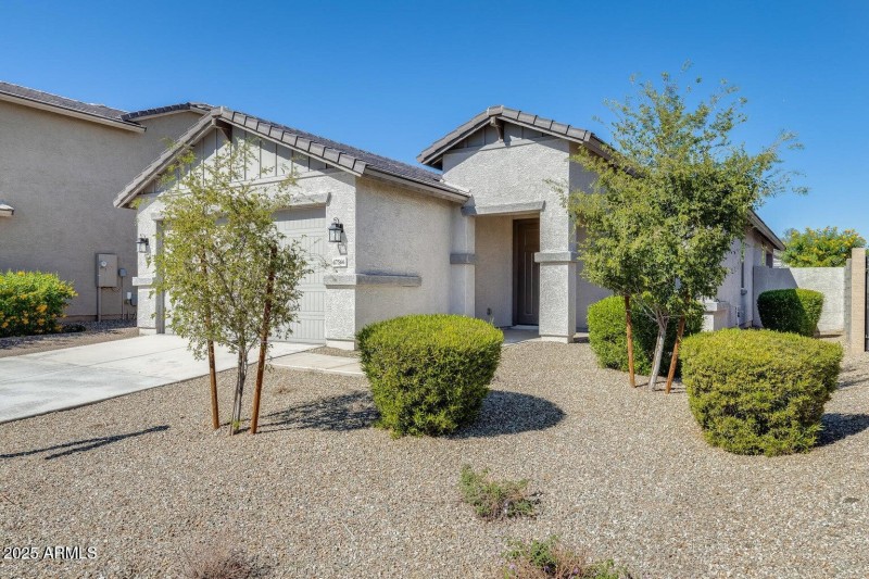 17566 W COUNTRY CLUB TER