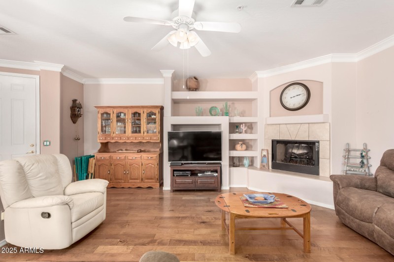 07 - Avenue of the Fountains