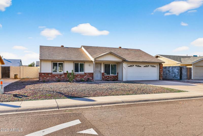 02_9025_W_Cinnabar2_mls