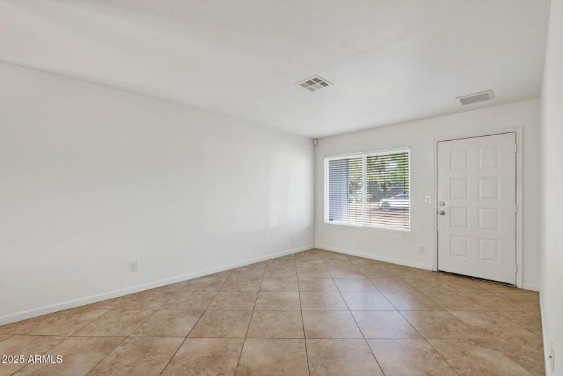 08_9025_W_Cinnabar8_mls