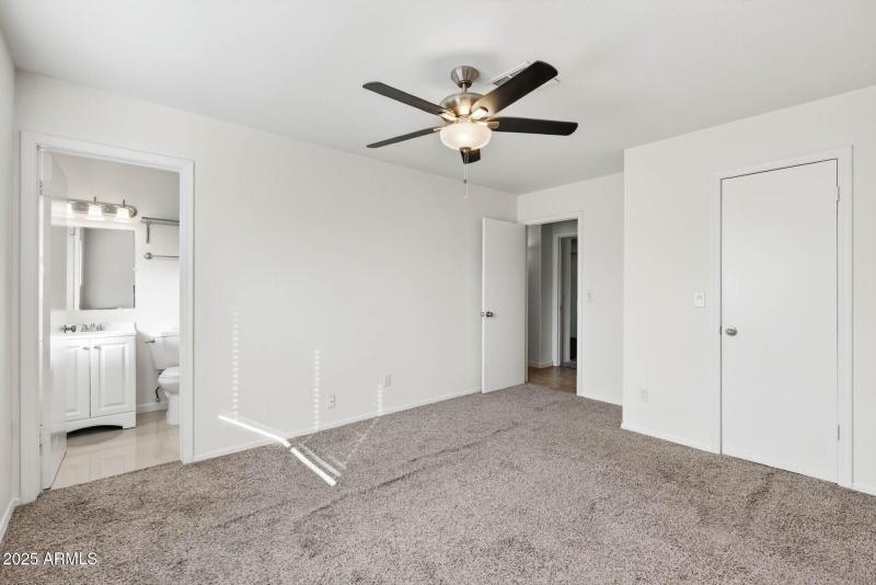 23_9025_W_Cinnabar23_mls