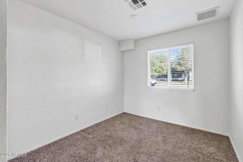 26_9025_W_Cinnabar26_mls