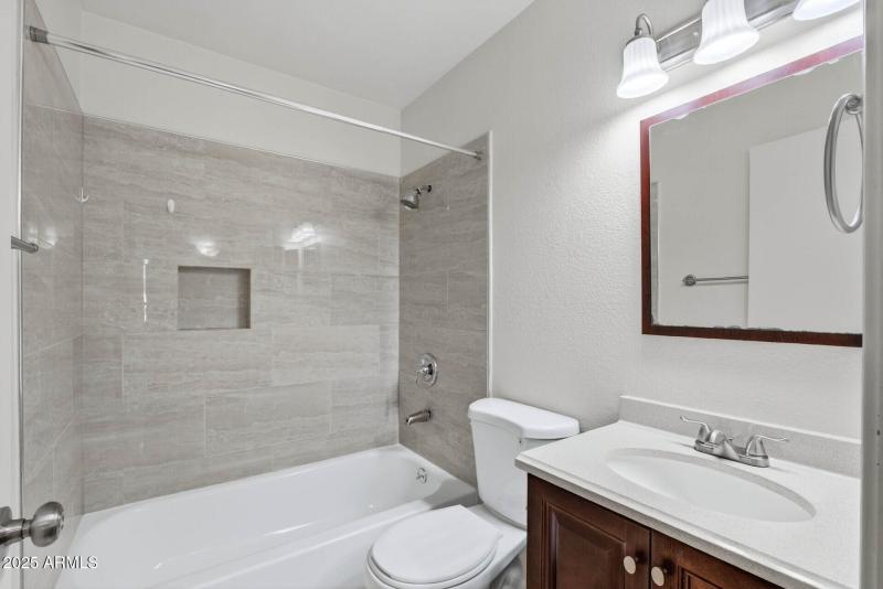 30_9025_W_Cinnabar30_mls