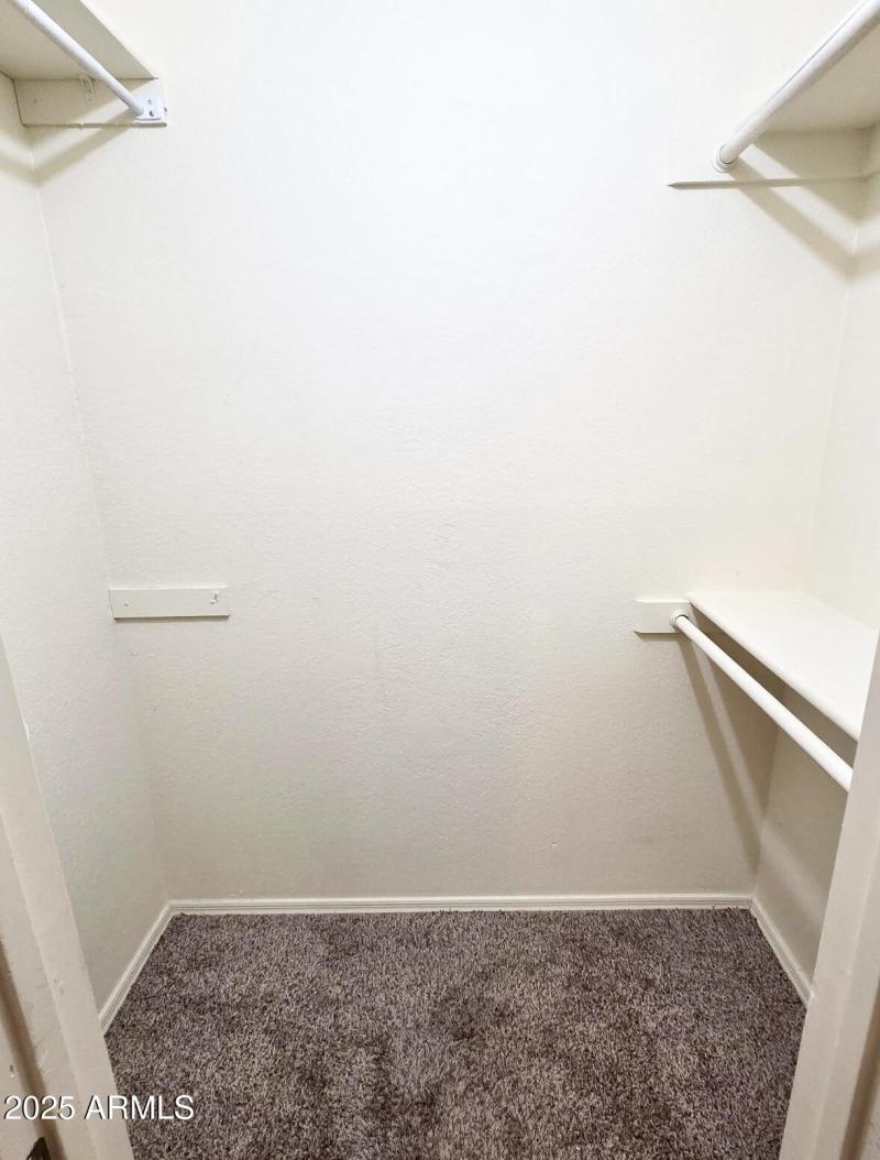 Cinnabar - walkin closet 2