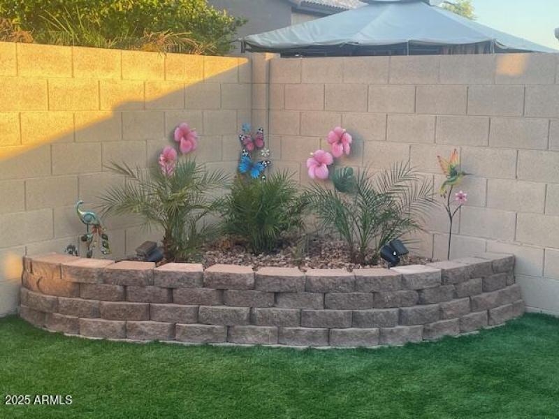 Backyard brick planter bed 21