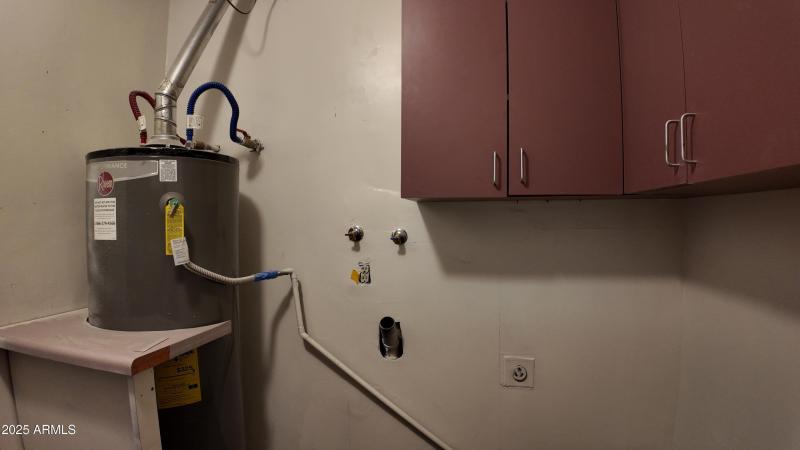 DJI_20251114123609_0728_D