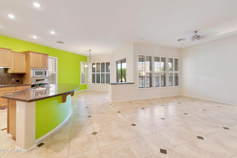 4460 E Carob Dr Gilbert AZ-print-009-042