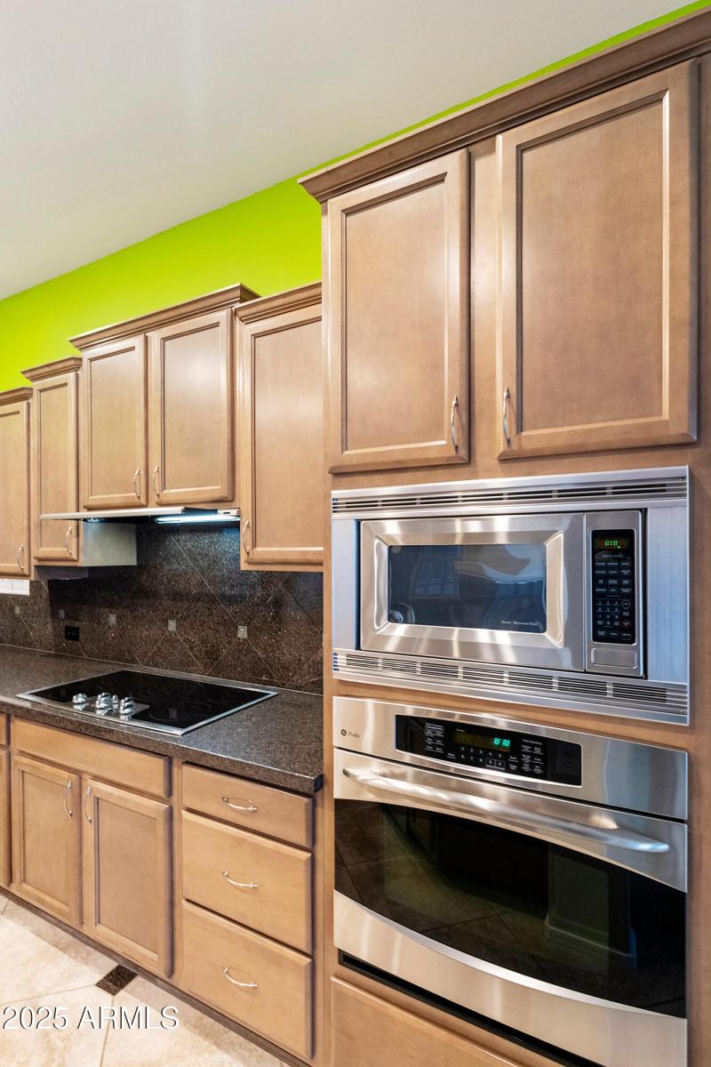 4460 E Carob Dr Gilbert AZ-print-012-023