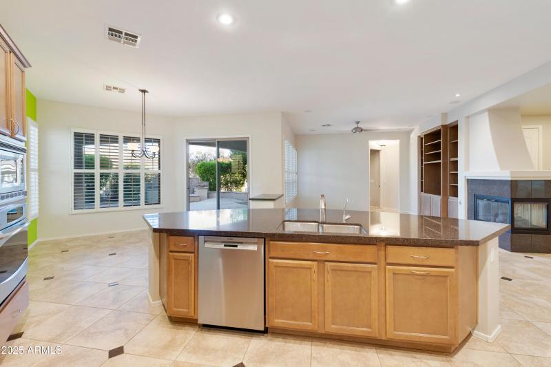 4460 E Carob Dr Gilbert AZ-print-013-047