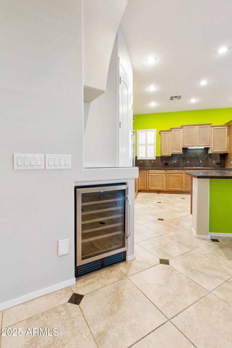 4460 E Carob Dr Gilbert AZ-print-017-027