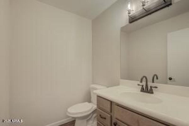 20250411173640159884000000