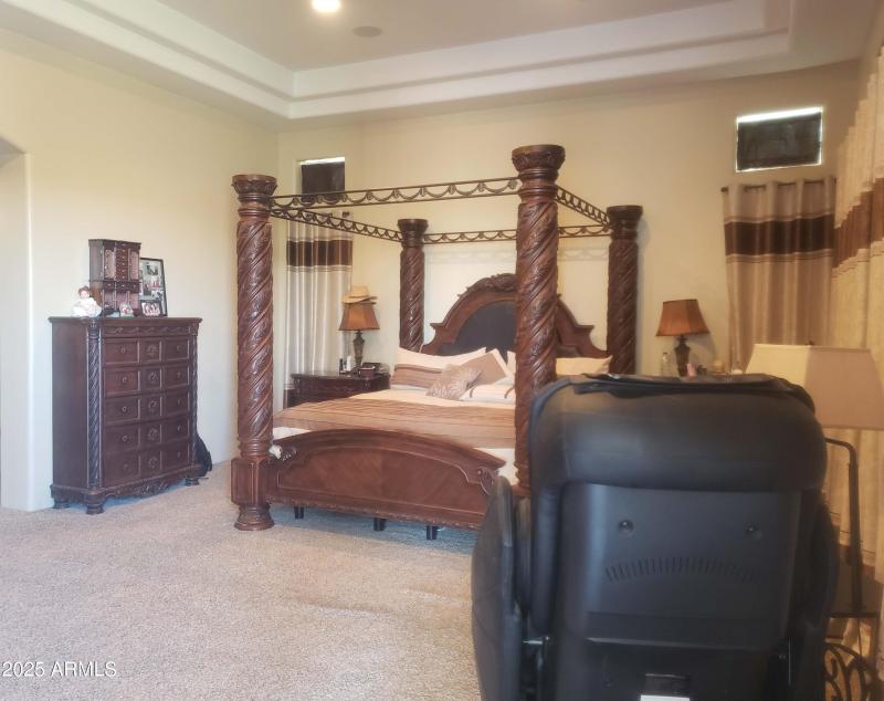 1 Master Bedroom