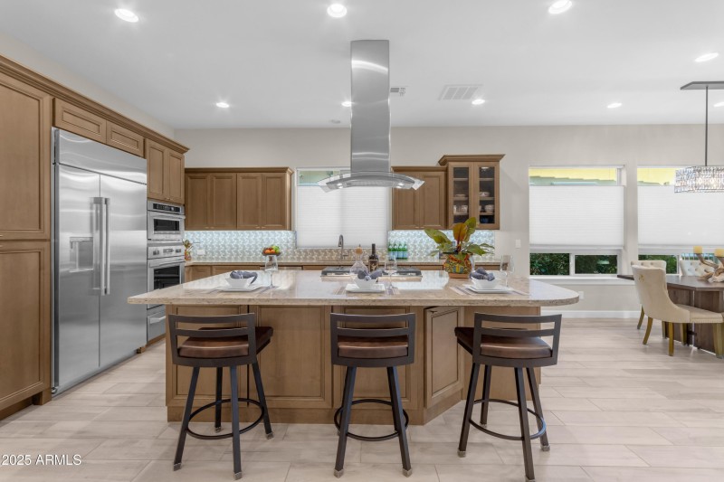 Oversized Breakfast Bar