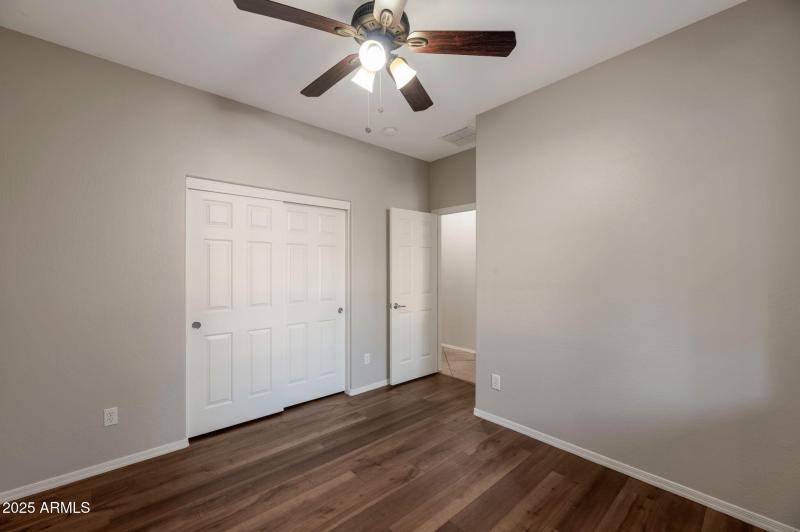 12-web-or-mls-QP-4069