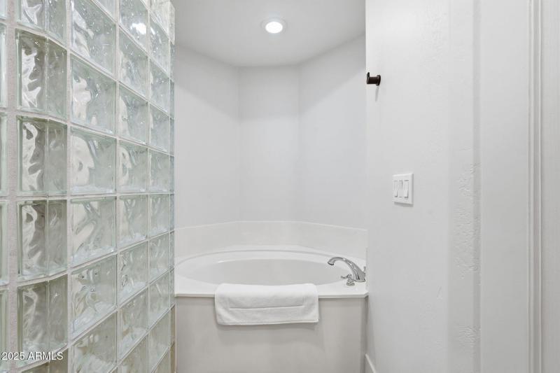 38-web-or-mls-040_ListerPros