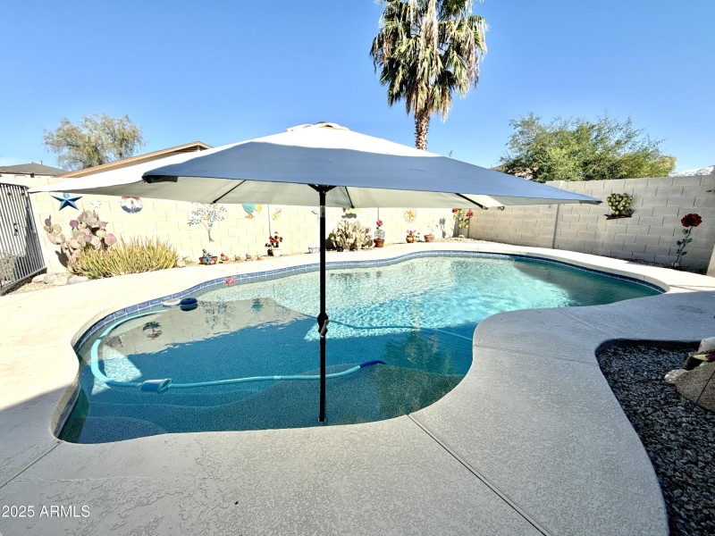 No 2-stories behind home