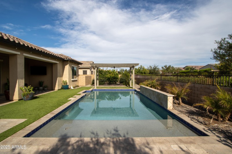 Exterior_Exterior-14