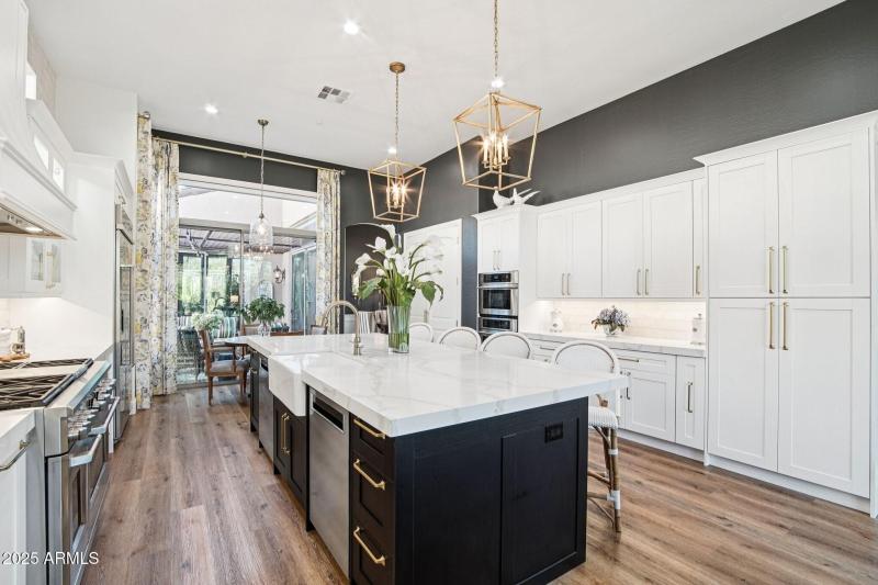 Waterfall Quartz Island