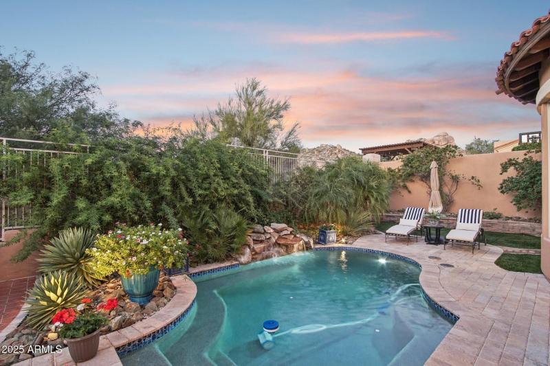 Lush Desert Landscaping