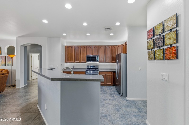 42448 W Almira Drive-12