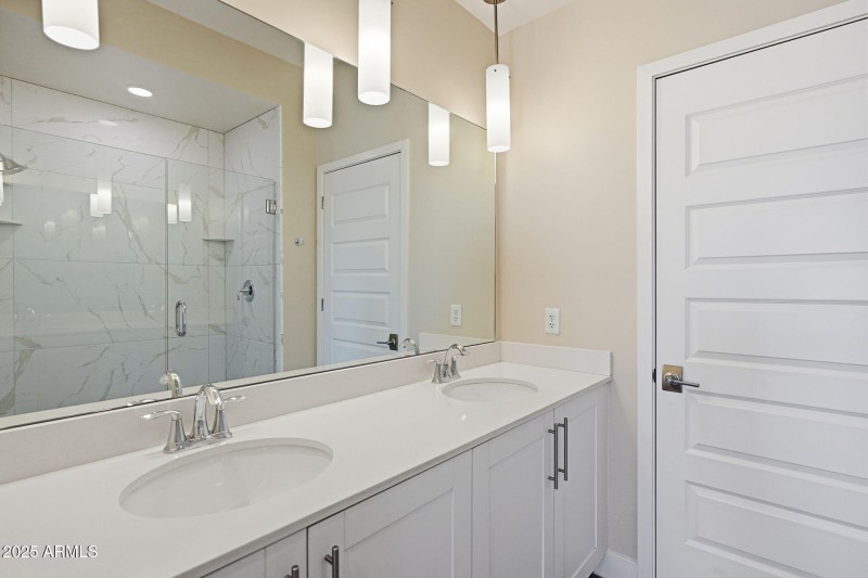 18-web-or-mls-018_ListerPros