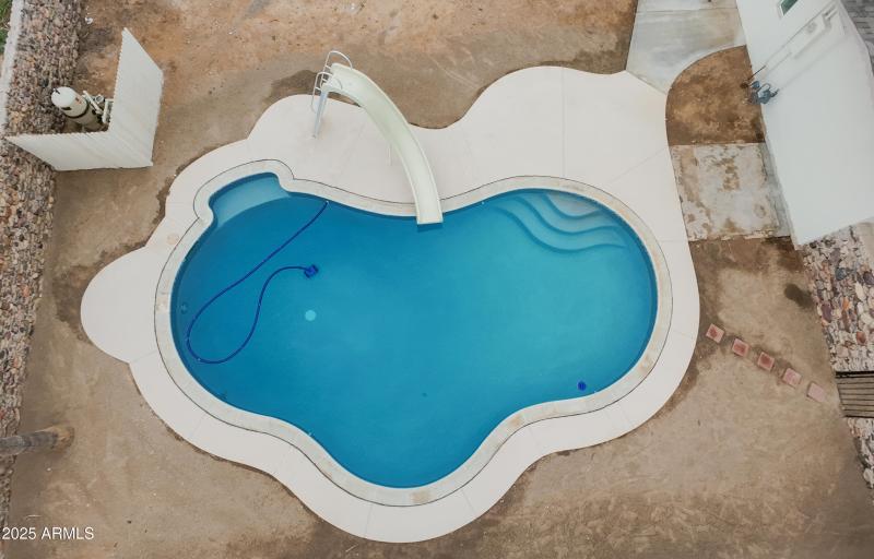 C923F6A6-D21B-425E-8D5F-825D296B7BA6