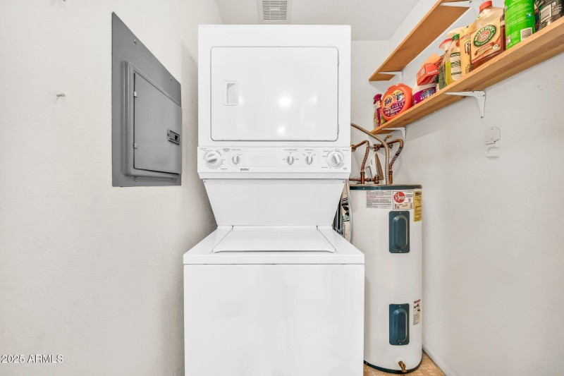 14300 W Bell Rd 423-28