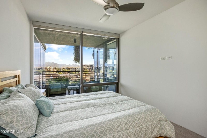 023_Guest Bedroom View