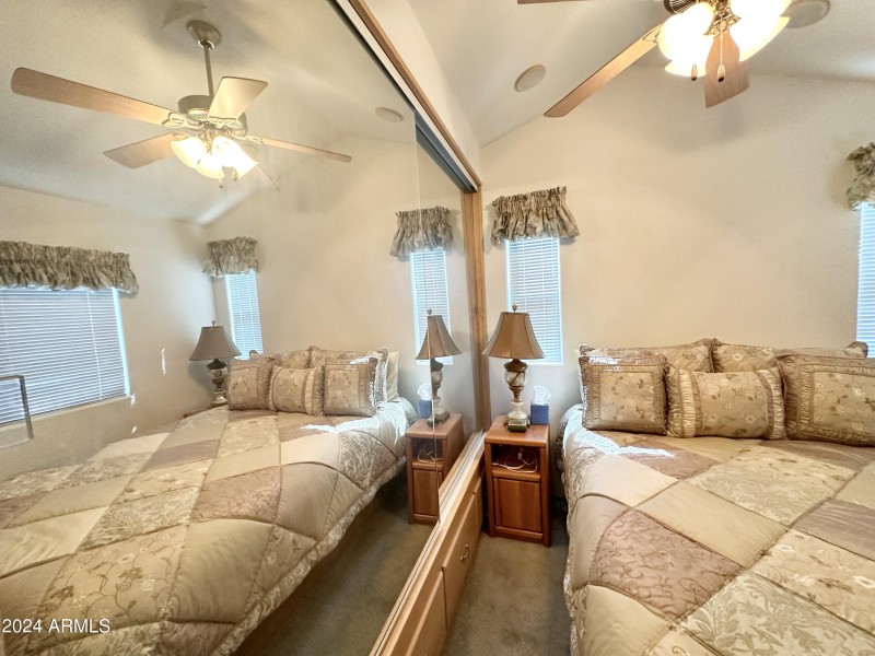 LARGE MIRRORED CLOSET