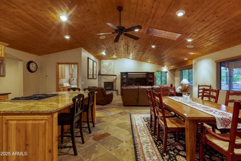 012_photo12_5155_buck_springs_rd_pt_8593