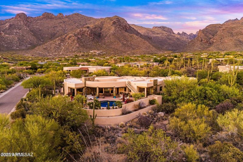 1583 E Sanctuary Cove Way