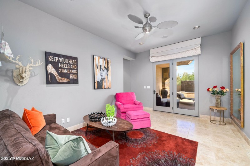 1583 E Sanctuary Cove Way