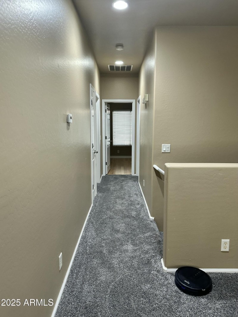 20251116_225854728_iOS