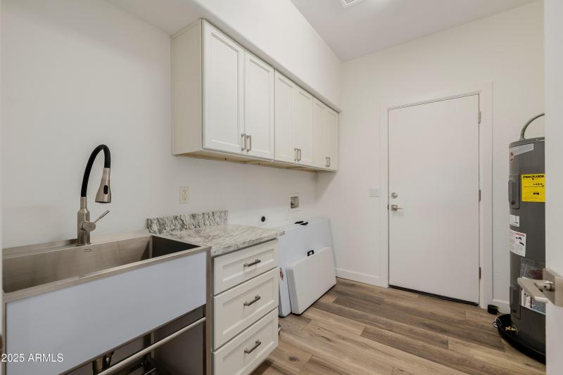 Laundry Room W/Sink