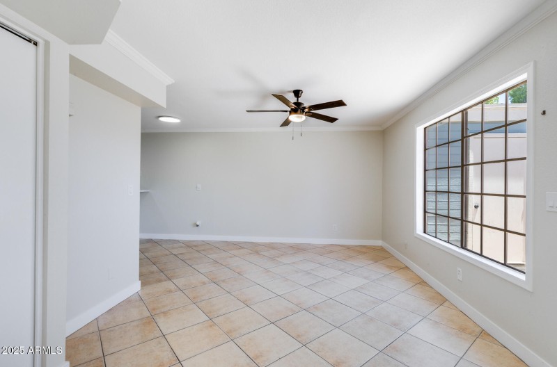 510 N ALma School Unit 145-6