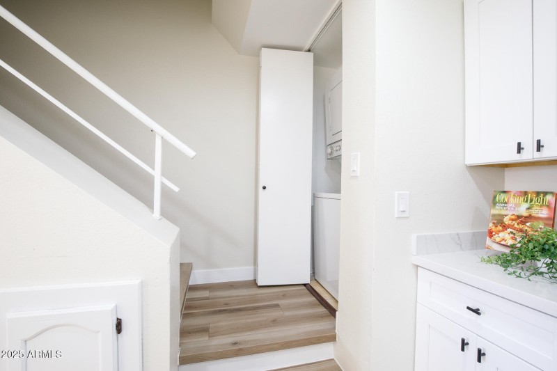 510 N ALma School Unit 145-21