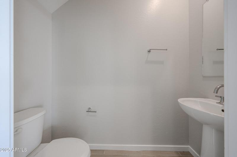 06_Oak_New-Home_Quick-Move-in_Buckeye_AZ