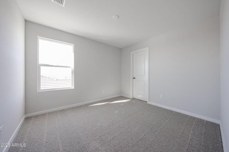 25_Oak_New-Home_Quick-Move-in_Buckeye_AZ